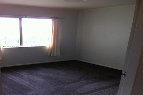 Photo of property in 61a Farquhar Road, Glendene, Auckland, 0602