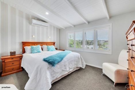 Photo of property in 1/15 Newhaven Terrace, Mairangi Bay, Auckland, 0630