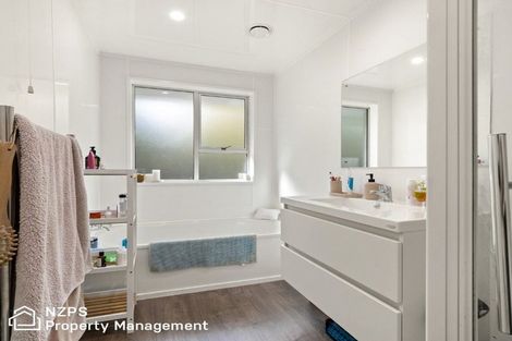 Photo of property in 17 Walter Street, The Glen, Dunedin, 9011