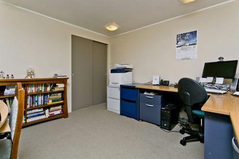 Photo of property in 73 Ayton Drive, Totara Vale, Auckland, 0629