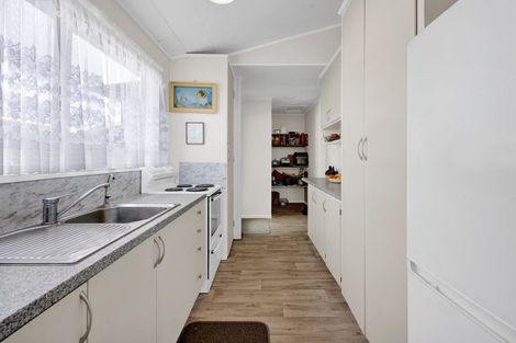 Photo of property in 5 Iredale Road, Hawera, 4610