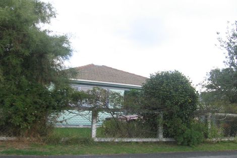 Photo of property in 26 Poole Crescent, Wainuiomata, Lower Hutt, 5014