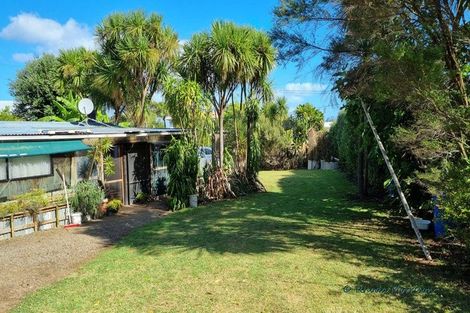 Photo of property in 11 Moana Road, Tinopai, Matakohe, 0593