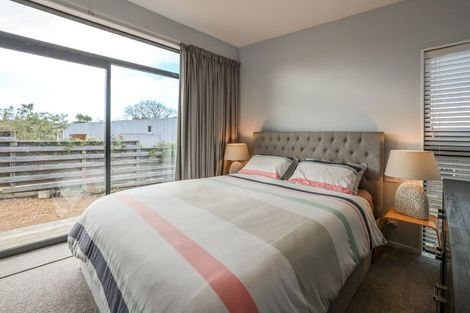 Photo of property in 8 Nikau Road, Oneroa, Waiheke Island, 1081