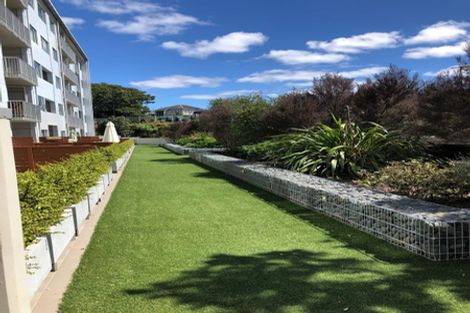 Photo of property in Shoal Haven Apartments, 112a/130 Anzac Street, Takapuna, Auckland, 0622