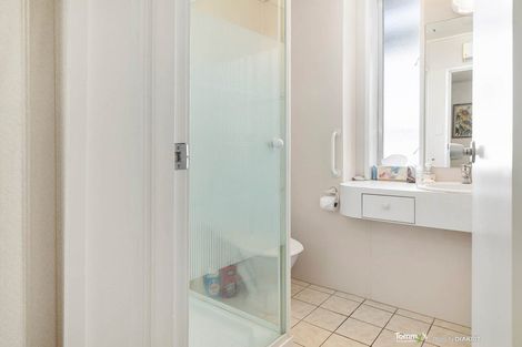 Photo of property in Jellicoe Towers, 191 The Terrace, Wellington Central, Wellington, 6011