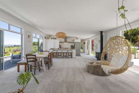 Photo of property in 48 Stewart Glen, Acacia Bay, Taupo, 3385