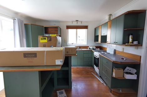 Photo of property in 3 Glenora Place, Hornby, Christchurch, 8042