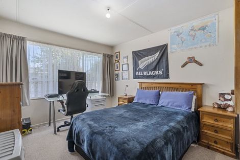 Photo of property in 14 Palliser Place, Milson, Palmerston North, 4414