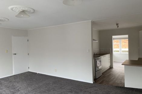 Photo of property in 70 Toi Street, Otaki Beach, Otaki, 5512
