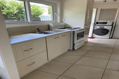 Photo of property in 7 Imogene Way, Half Moon Bay, Auckland, 2012