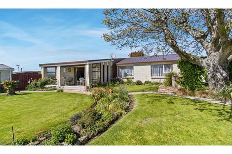 Photo of property in 22b Avenue Road, West End, Timaru, 7910