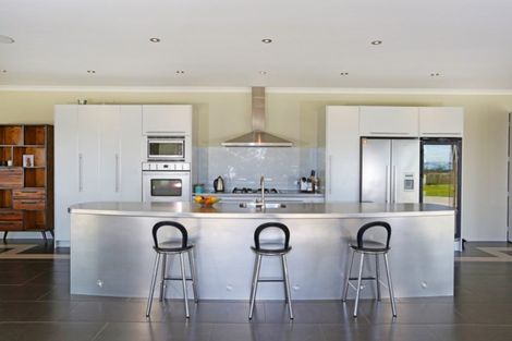 Photo of property in 389 Clifton Road, Whitford, Howick, 2571