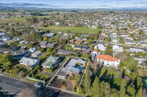 Photo of property in 17a Gaisford Terrace, Waipukurau, 4200