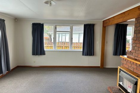 Photo of property in 10 Tilbury Avenue, Hokowhitu, Palmerston North, 4410