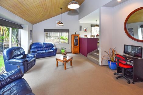 Photo of property in 61 Carnoustie Drive, Wattle Downs, Auckland, 2103