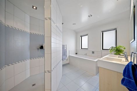 Photo of property in 86 East Street, Pukekohe, 2120