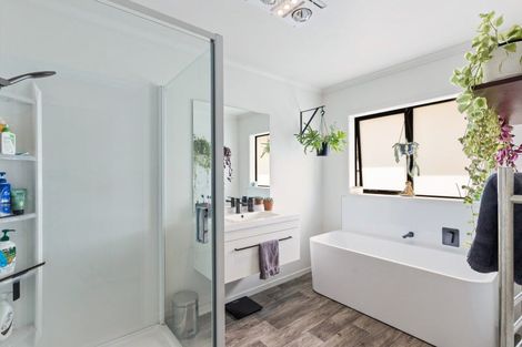 Photo of property in 41b James Street, Inglewood, 4330