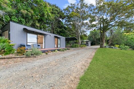 Photo of property in 91 Mountain Road, Henderson Valley, Auckland, 0612