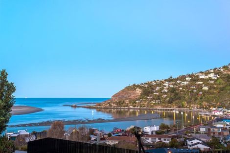 Photo of property in 20 Cave Terrace, Redcliffs, Christchurch, 8081