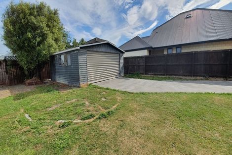 Photo of property in 17 Grosvenor Street, Redwood, Christchurch, 8051