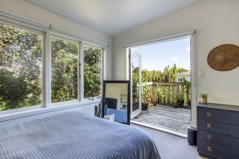 Photo of property in 37 Makiri Street, Helensville, 0800