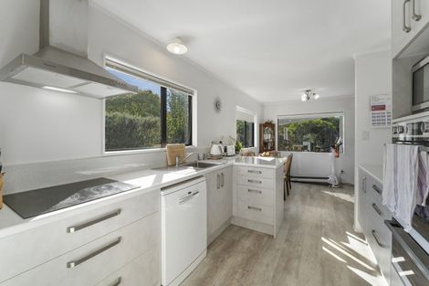 Photo of property in 63 Convent Road, Otaki, 5512