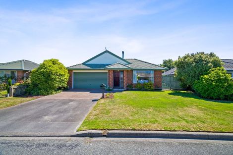 Photo of property in 10 Mull Place, Broomfield, Christchurch, 8042