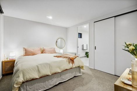 Photo of property in 1/2 Clayton Street, Saint Clair, Dunedin, 9012