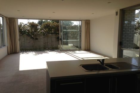 Photo of property in 715a Beach Road, Browns Bay, Auckland, 0630