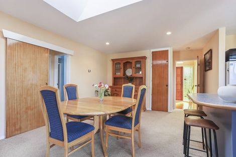 Photo of property in 3 Manson Place, Russley, Christchurch, 8042