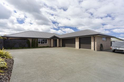 Photo of property in 3b Weston Road, Holmes Hill, Oamaru, 9401