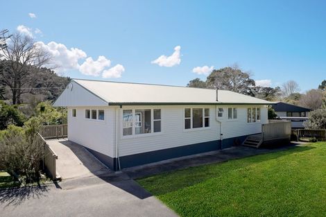 Photo of property in 46 Lowtherhurst Road, Massey, Auckland, 0614