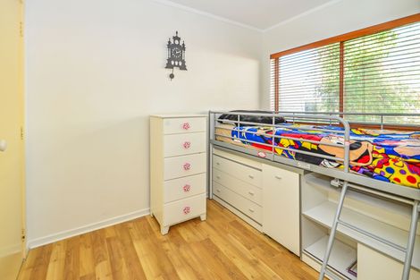 Photo of property in 1/158 Gossamer Drive, Pakuranga Heights, Auckland, 2010