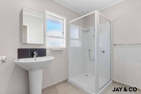 Photo of property in 4 Clutha Crescent, Clover Park, Auckland, 2023
