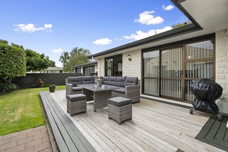 Photo of property in 27 Humphries Place, Awapuni, Palmerston North, 4412