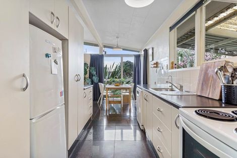 Photo of property in 12 Edgar Pearce Place, Howick, Auckland, 2014