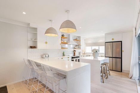 Photo of property in 4 Brandon Road, Manly, Whangaparaoa, 0930