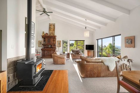 Photo of property in 100 Rocklands Road, Clifton, Takaka, 7183