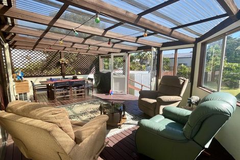 Photo of property in 160 Karewa Parade, Papamoa Beach, Papamoa, 3118