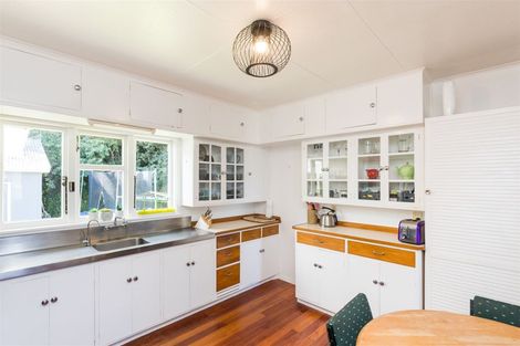 Photo of property in 13 Jenks Street, Foxton, 4814