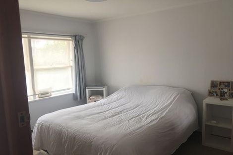 Photo of property in 2/58 Taharoto Road, Takapuna, Auckland, 0622