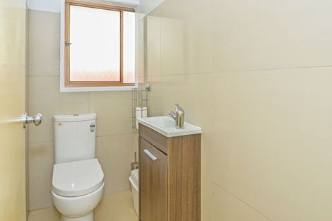 Photo of property in 1/158 Gossamer Drive, Pakuranga Heights, Auckland, 2010