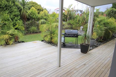Photo of property in 19 Tui Grove, Paihia, 0200