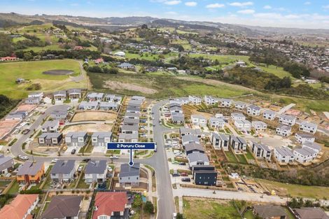 Photo of property in 2 Poruru Close, Papakura, 2110