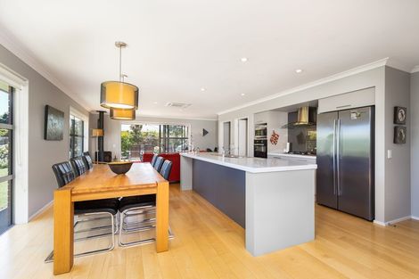 Photo of property in 16 Kitakita Grove, Motueka, 7120