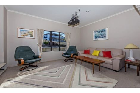 Photo of property in 19 Javelin Close, Gulf Harbour, Whangaparaoa, 0930