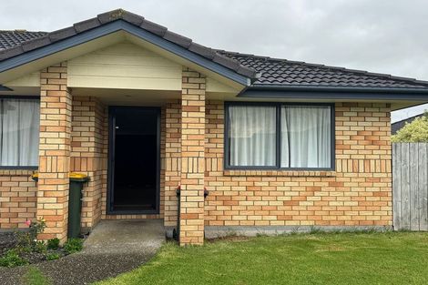 Photo of property in 41 Breaker Grove, Waiuku, 2123