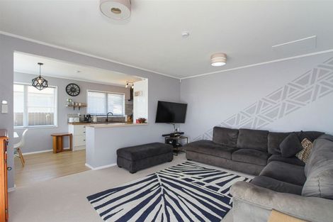 Photo of property in 15 Bettina Place, Manurewa, Auckland, 2102