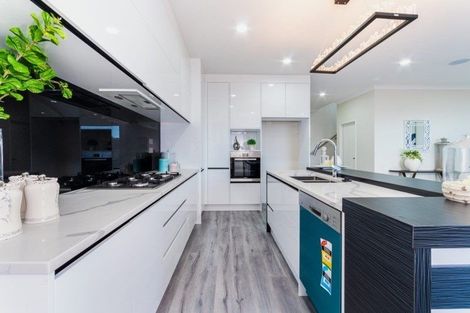Photo of property in 21 Nightingale Road, Flat Bush, Auckland, 2019